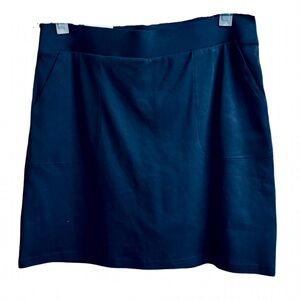 Croft & Barrow Black Mini Skirt size Medium